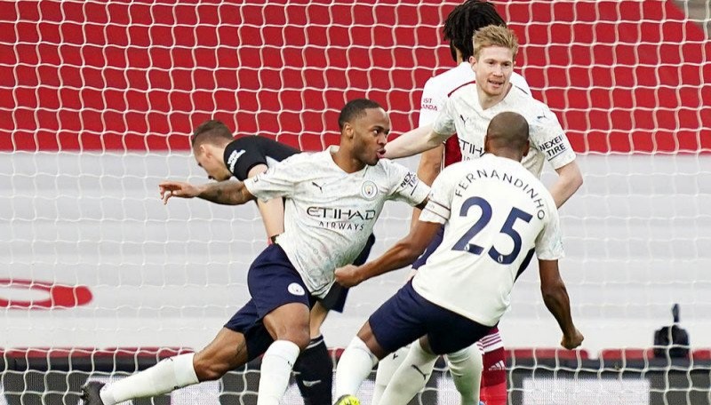 Menang Tipis 1-0 Atas Arsenal, City Ukir Kemenangan Beruntun ke-18