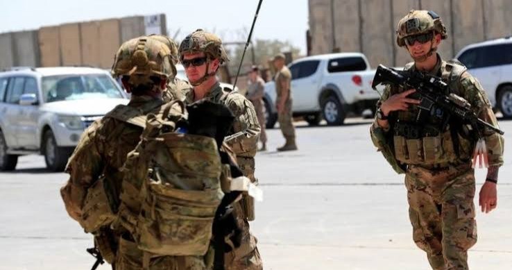Roket Serang Pangkalan Udara dan Konvoi Tentara AS di Irak