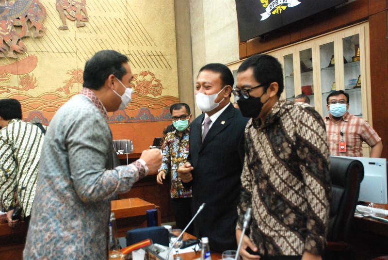 Komisi VI Raker dengan Mendag dan Menlu