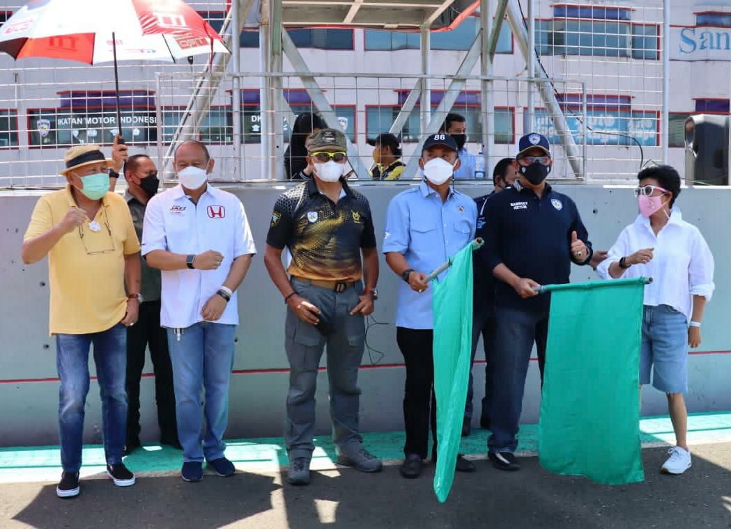 Bamsoet Buka Putaran Balap Mobil Pertama Indonesian Sentul Series of Motorsport 2021