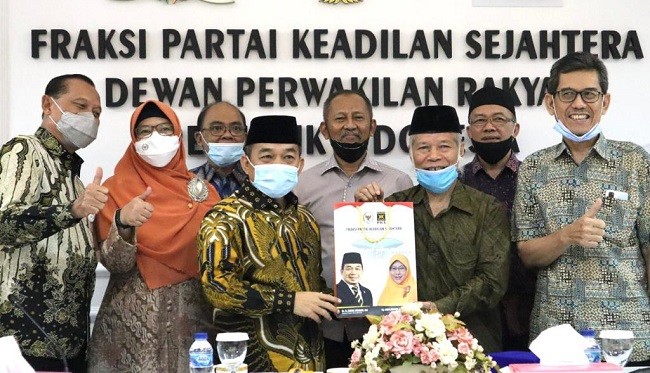 Terima Aspirasi TP3 Enam Laskar FPI, Fraksi PKS Dukung Penegakan Hukum yang Berkeadilan