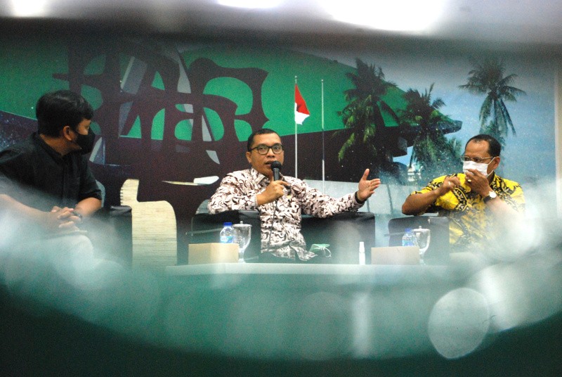 Diskusi Forum Legislasi DPR
