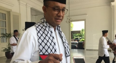 Gubernur Anies: Tadarus di Masjid Tak Dilarang, tapi Jangan Lepas Masker