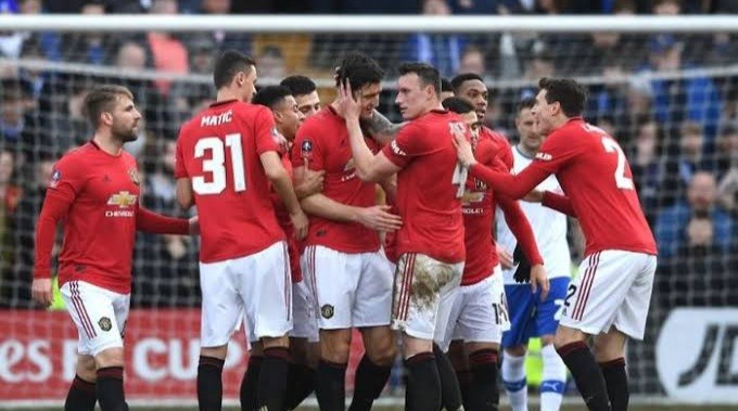 Pecundangi Totenham 3-1, MU Jaga Rekor Tandang Sempurna