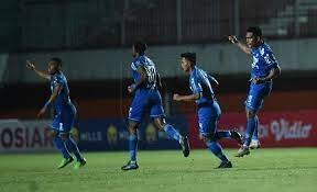 Tahan Imbang PSS Sleman, Persib Bakal Hadapi Persija di Final Piala Menpora