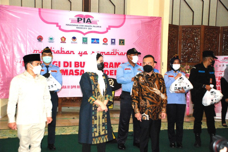PIA Peduli Berbagi Pada Ramadan