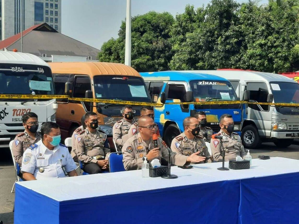 Dua Hari Beroperasi, Ditlantas Polda Metro Amankan 115 Mobil Travel Gelap
