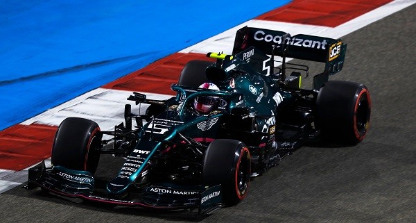 Pada Sesi Latihan Sebastian Vettel Akui Bersemangat