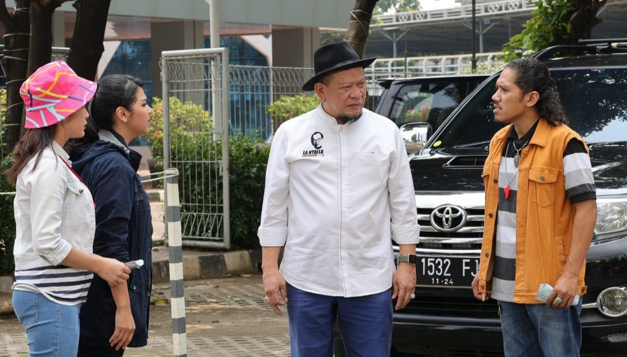 Main di Sinetron Amanah Wali, Bang LaNyalla ‘Sowan’ ke Pasar Makmur