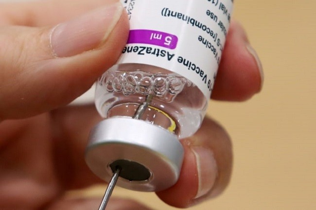DPR Tagih Penjelasan Pemerintah Atas Kematian Seorang Pria Usai Divaksin AstraZeneca