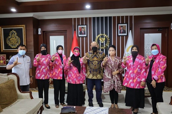 Ketua DPD RI Ajak IWSS Bangun Daerah