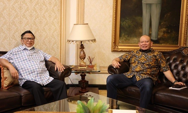 Ketua DPD RI Bertemu OSO, Bahas Apa? 