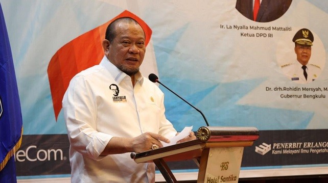 Ketua DPD RI Dorong Pemda Buat Program Peningkatan Kualitas Guru Diniyah
