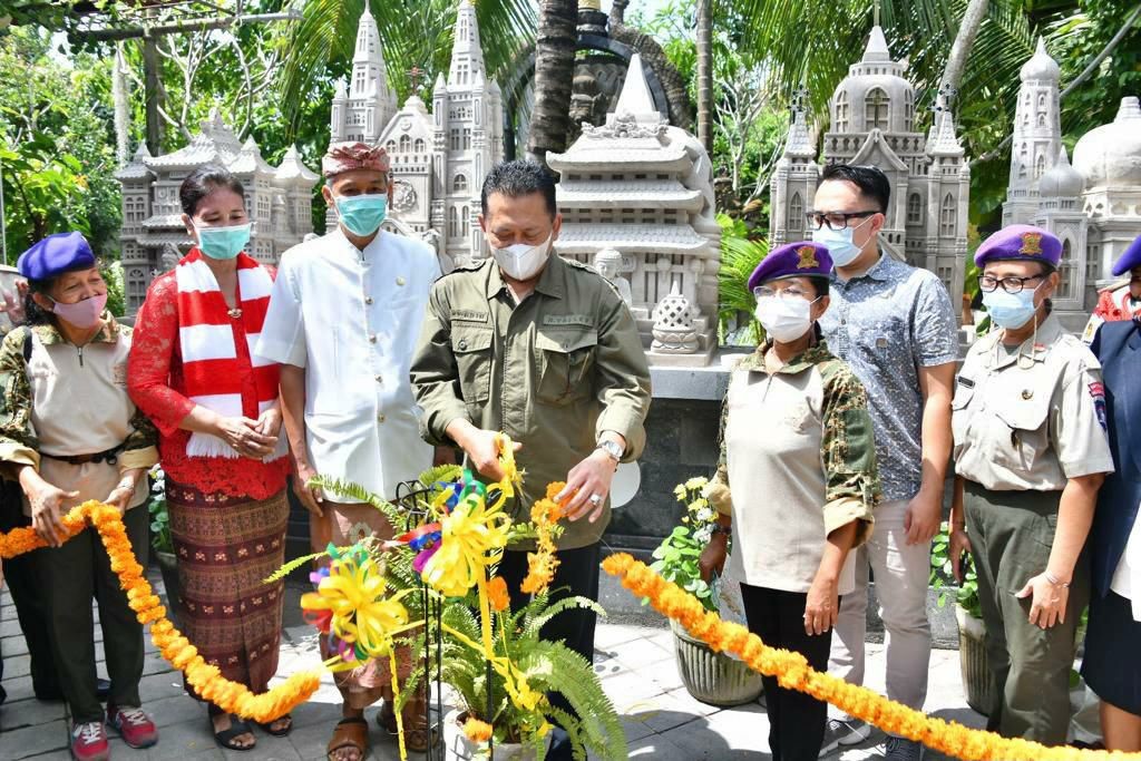 Bamsoet Resmikan Simbol 6 Rumah Ibadah Serta Letakan Batu Pertama Pembangunan Patung Rama dan Khrisna di Monumen Perjuangan Bangsal Bali