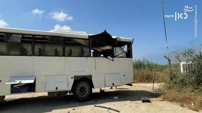 Rudal Palestina Hantam Bus Tentara Israel