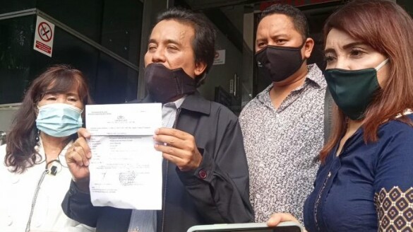Gegara Unggahan di Instagram, Pesinetron Lucky Alamsyah Dilaporkan Roy Suryo ke Polisi