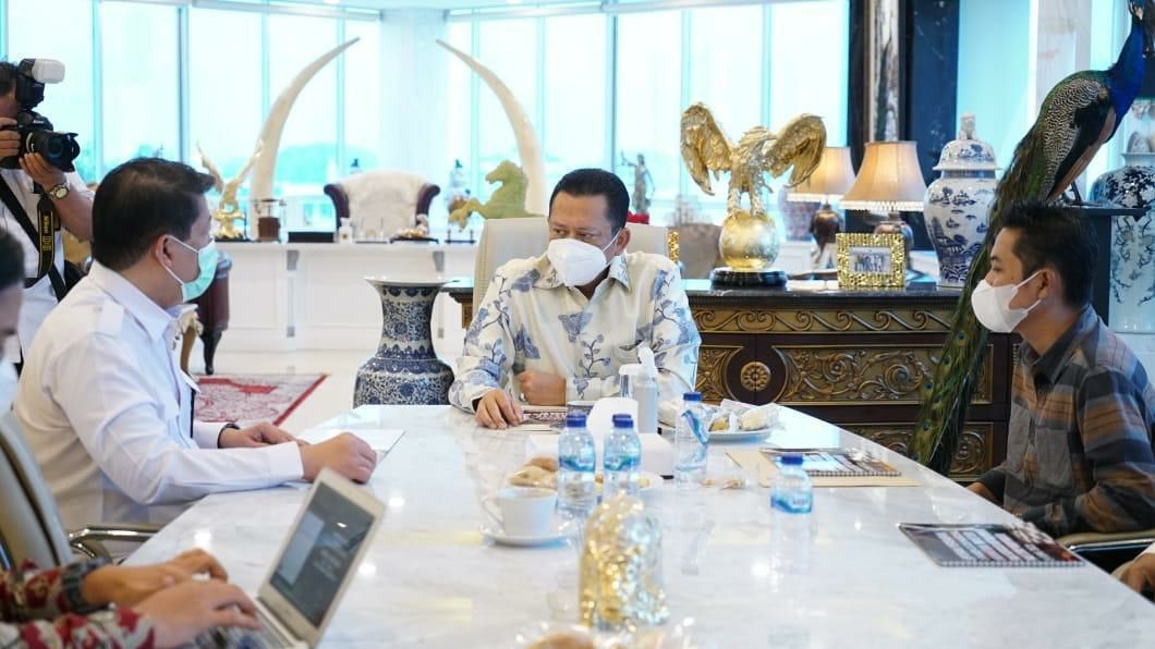 Bamsoet Minta Pemerintah Cabut Izin Konsensi Pengunaan Lahan PT Toba Pulp Lestari