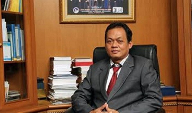Pakar Sebut Permintaan ICW Soal Penarikan Firli Bertentangan dengan UU
