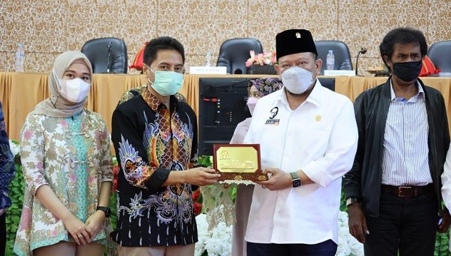 Bahas Amandemen Konstitusi di UIN Makassar, Ketua DPD RI Gelorakan Semangat Koperasi