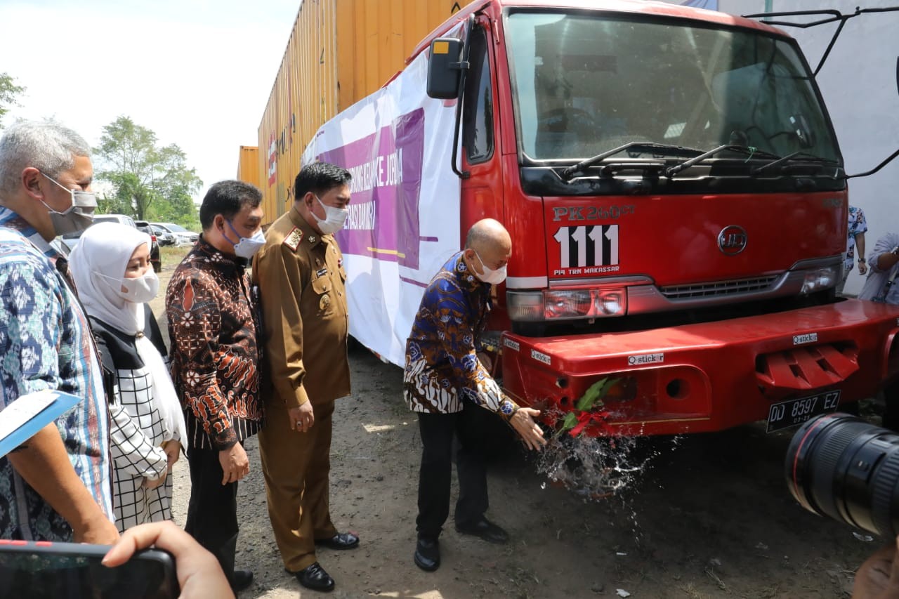 Menkop Lepas Ekspor Briket Tempurung Kelapa Ke Timur Tengah, Nilainya US$ 35.000