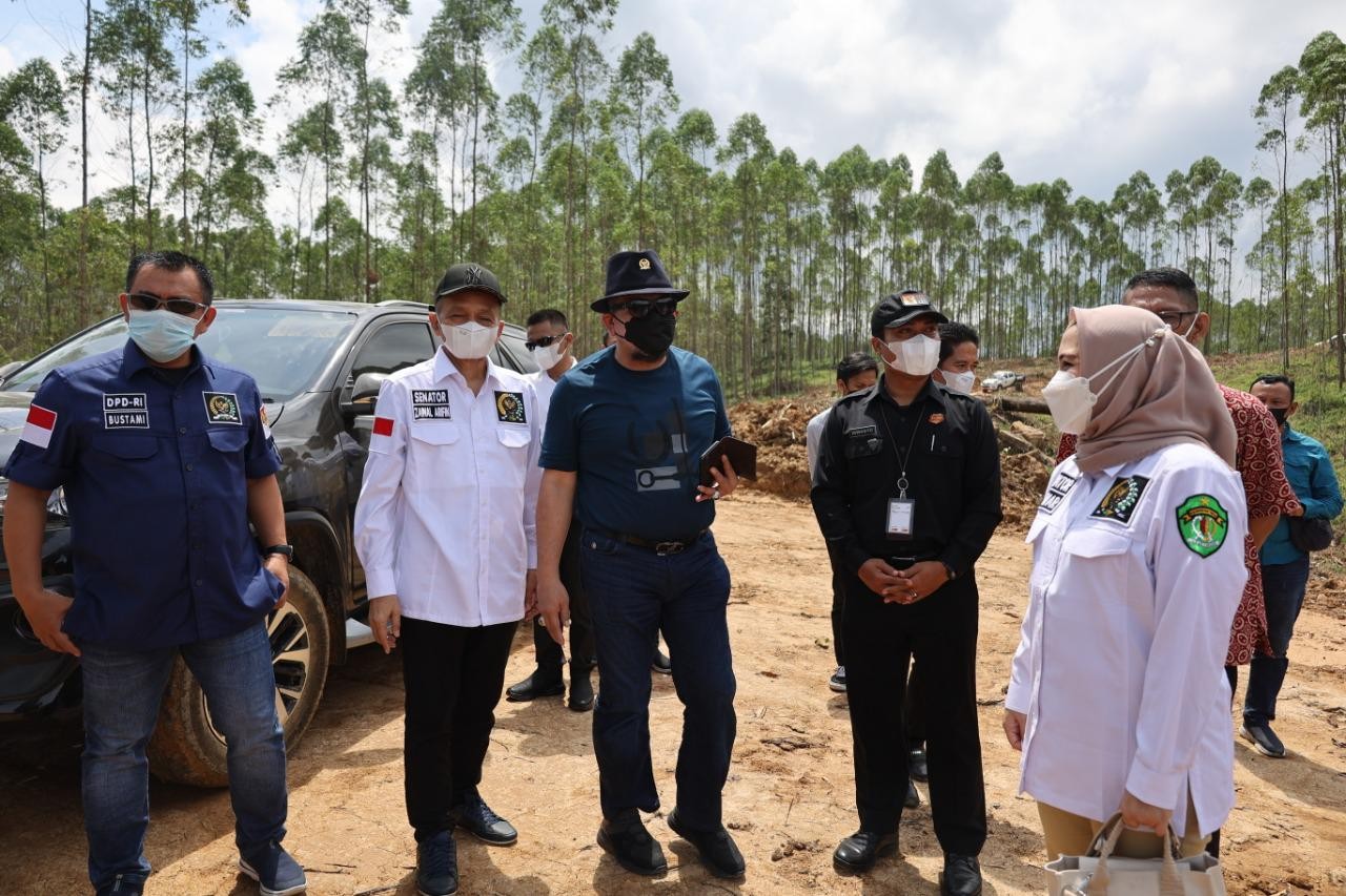 Kembangkan Potensi Alam Daerah, Ketua DPD RI Dorong Pemda Kerja Sama dengan KLHK