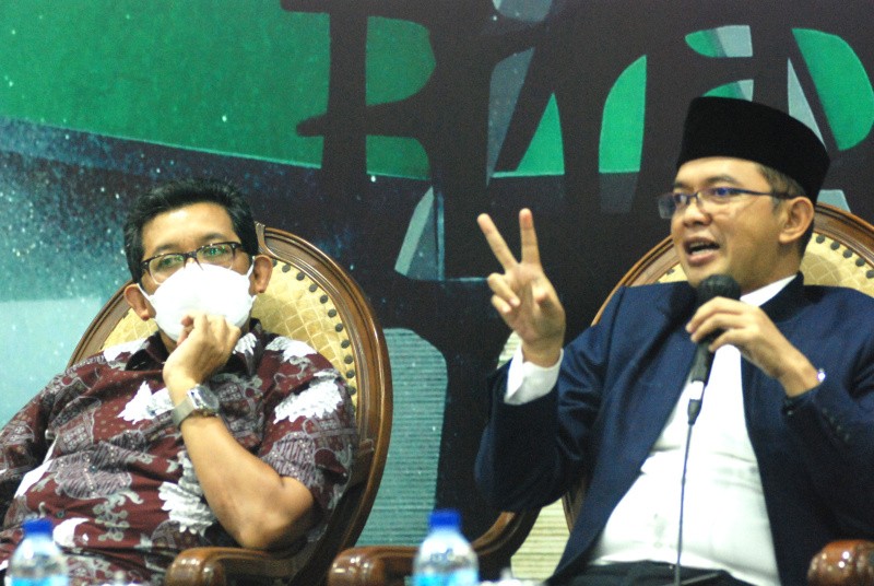 Dialektika Demokrasi DPR RI