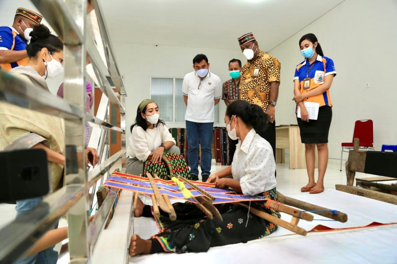 UMKM Labuan Bajo Diklaim Sangat Merasakan Manfaat Dana Bergulir di Tengah Pandemi