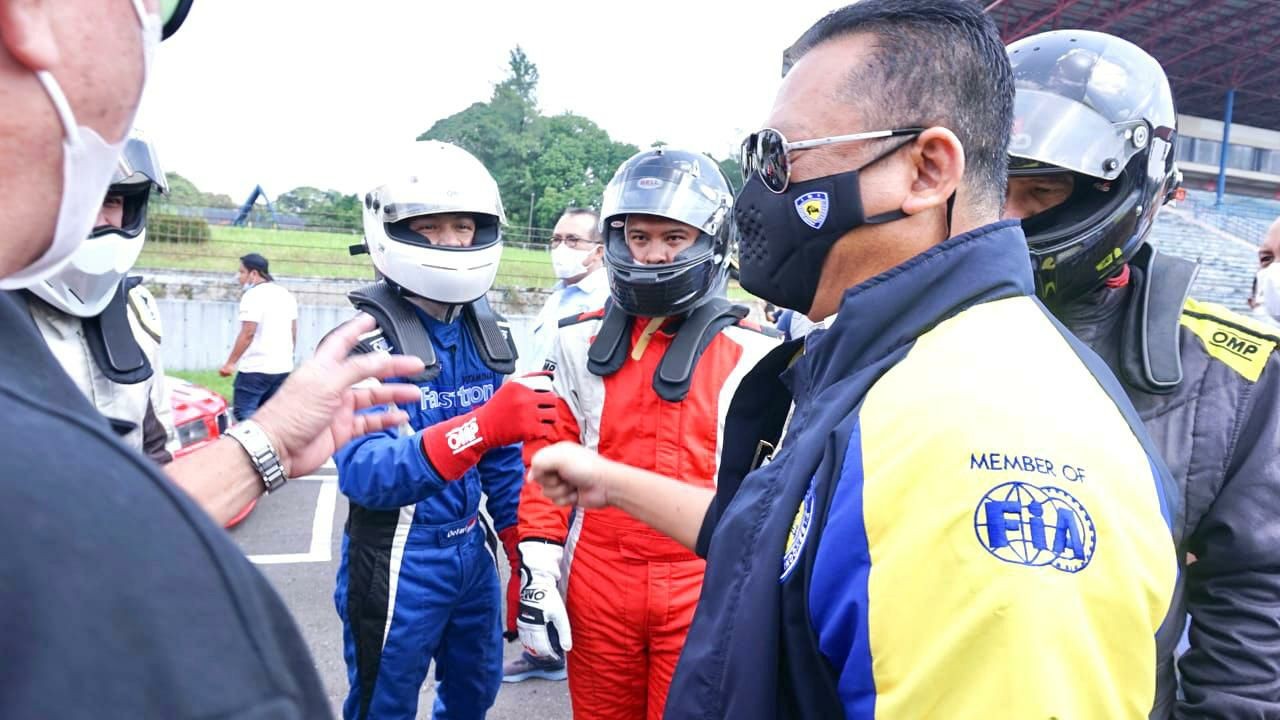 Bamsoet Buka Kejurnas Balap Mobil Putaran ke-2 Indonesian Sentul Series of Motorsport 2021