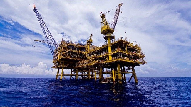 DPR: Apa Pemerintah Kalah Menghadapi Mafia Impor Migas?