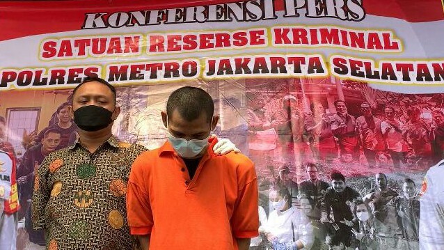 Begini Tampang Ayah yang Tega Perkosa Anak Kandungnya Sendiri di Pesanggrahan
