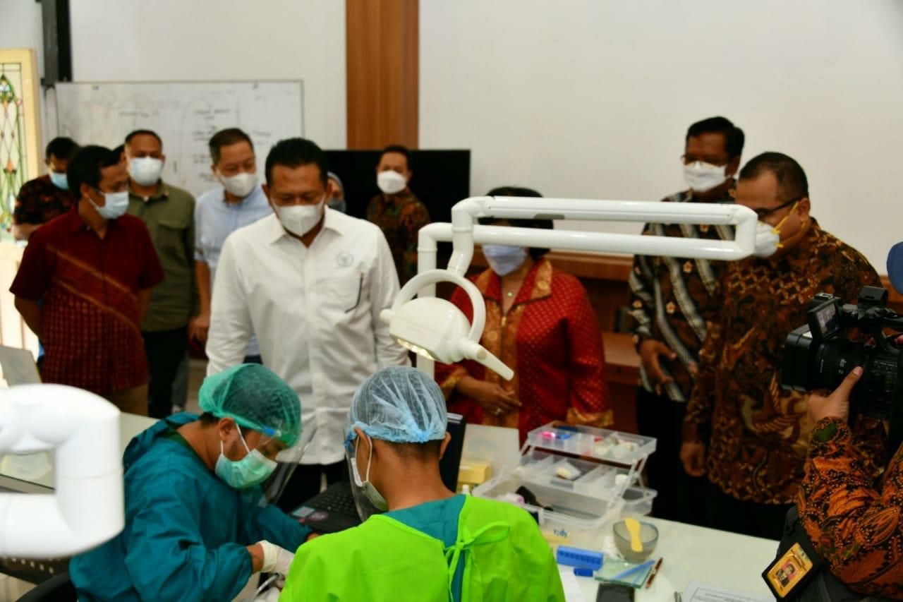 Ketua MPR RI Resmikan 'Student Care' Fakultas Kedokteran Gigi Universitas Airlangga