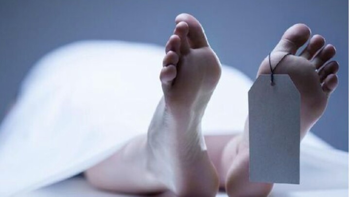 Curiga dengan Bau Menyengat, Pria Paruh Baya Ditemukan Tewas dalam Mobil di Bekasi