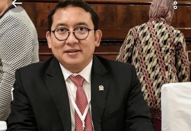 Luhut Akui Lonjakan Covid di Luar Prediksi, Fadli Zon : Kalau Mau Serius, Jokowi Langsung Memimpin