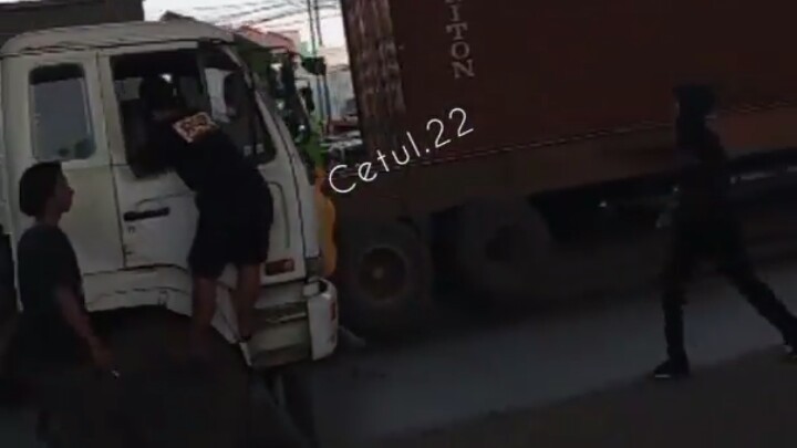 Videonya Viral, Tiga Pelaku Pemalak Sopir Kontainer di Cilincing Ditangkap