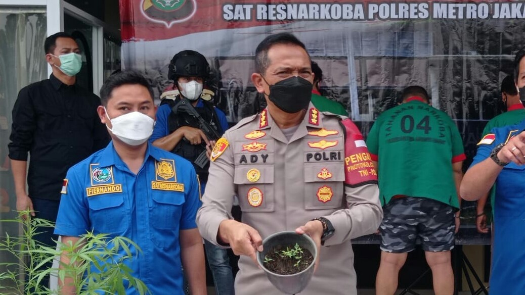 Gunakan Tas Modifikasi, Sekilo Sabu Asal Jaringan Afrika Selatan Disita