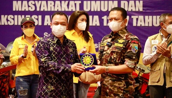 Pimpinan MPR RI Ajak Masyarakat Sukseskan Vaksinasi Covid-19