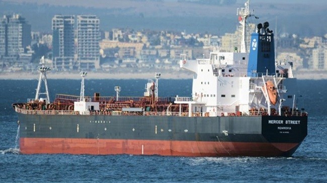 Dua Awak Kapal Milik Israel Tewas Setelah Diserang di Laut Oman