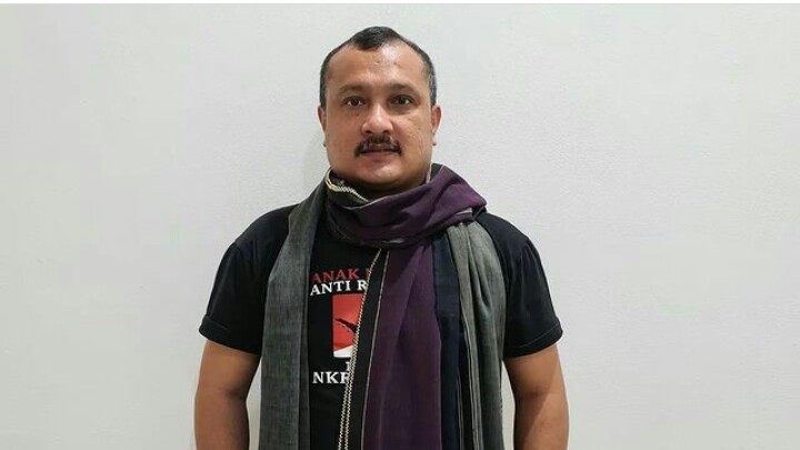 Politisi Ucapkan Selamat ke Greysia/Apriyani dengan Lambang Partai, Ferdinand: Tamak dan Culas
