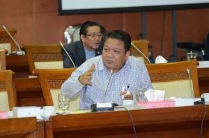 Seperti Proyek Bancakan, DPR Minta Mensos Risma Evaluasi Program E-Warong