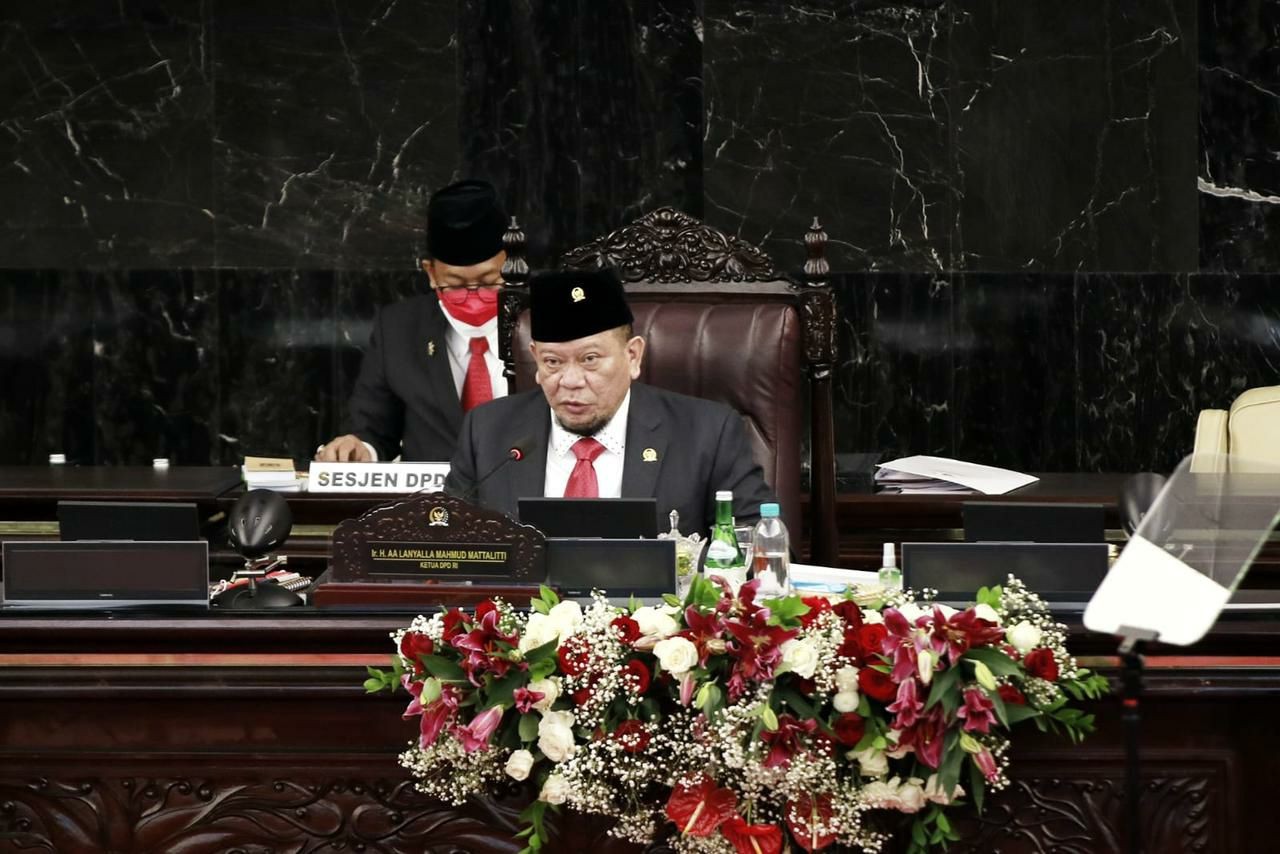 Dikumandangkan Ketua DPD RI, Penggalan Lirik Lagu Iwan Fals Warnai Sidang Bersama DPR dan DPD