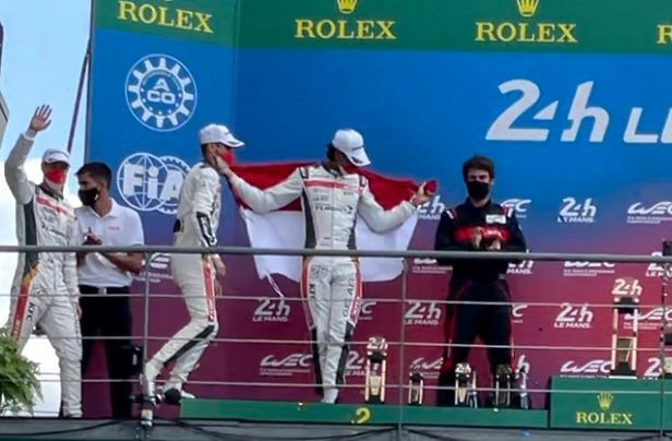 Bamsoet Bangga Merah Putih Berkibar di Podium FIA WEC 24 Hours of Le Mans