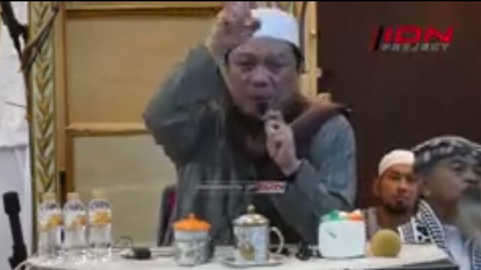Jadi Tersangka Penodaan Agama, Yahya Waloni Dilarikan ke Rumah Sakit dalam Kondisi Lemas, Kenapa?