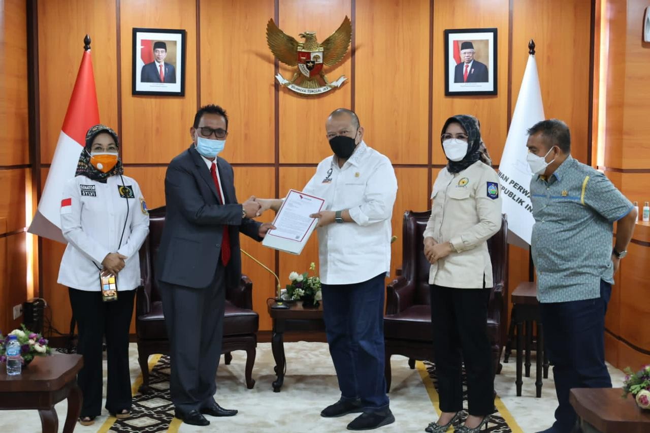 Audiensi dengan Perpemindo, Ketua DPD RI Undang Menaker Cari Solusi Pekerja Migran