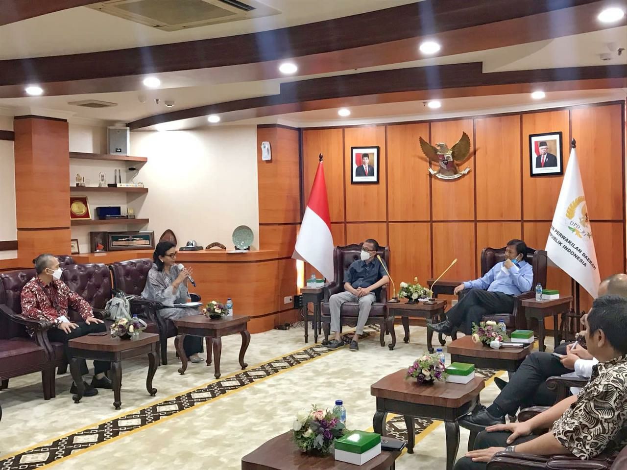 Barindo Curhat Masalah Penerbangan Saat Pandemi ke Ketua DPD RI