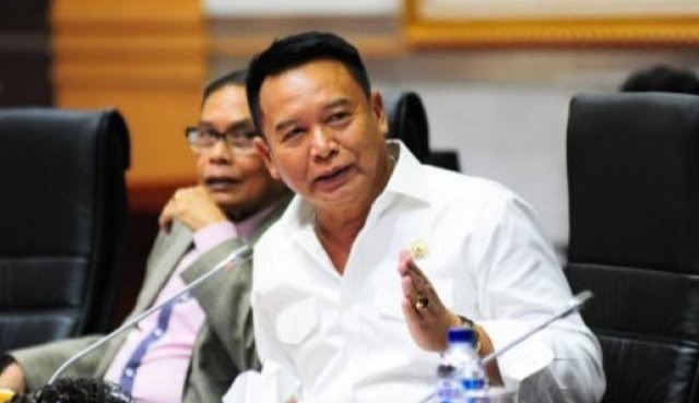 TB Hasanuddin Minta Sekjen DPR RI Klarifikasi Soal Pengadaan Multivitamin Rp2 M
