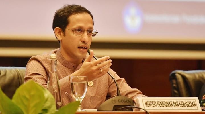 DPR: Menteri Nadiem Jangan Seenaknya Membubarkan BSNP Tanpa Landasan yang Jelas