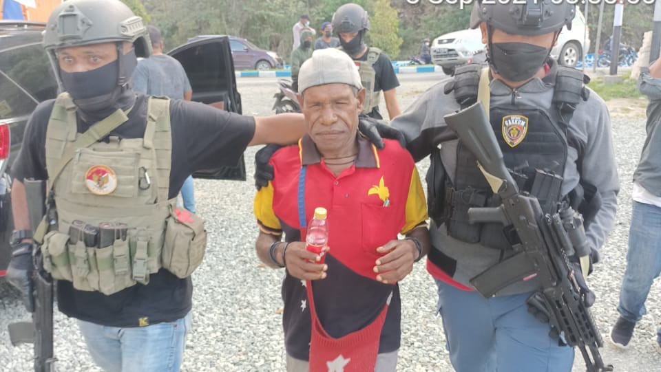 Satgas Nemangkawi Tangkap Gigen Telenggeng, Tiga Senpi M16 Disita