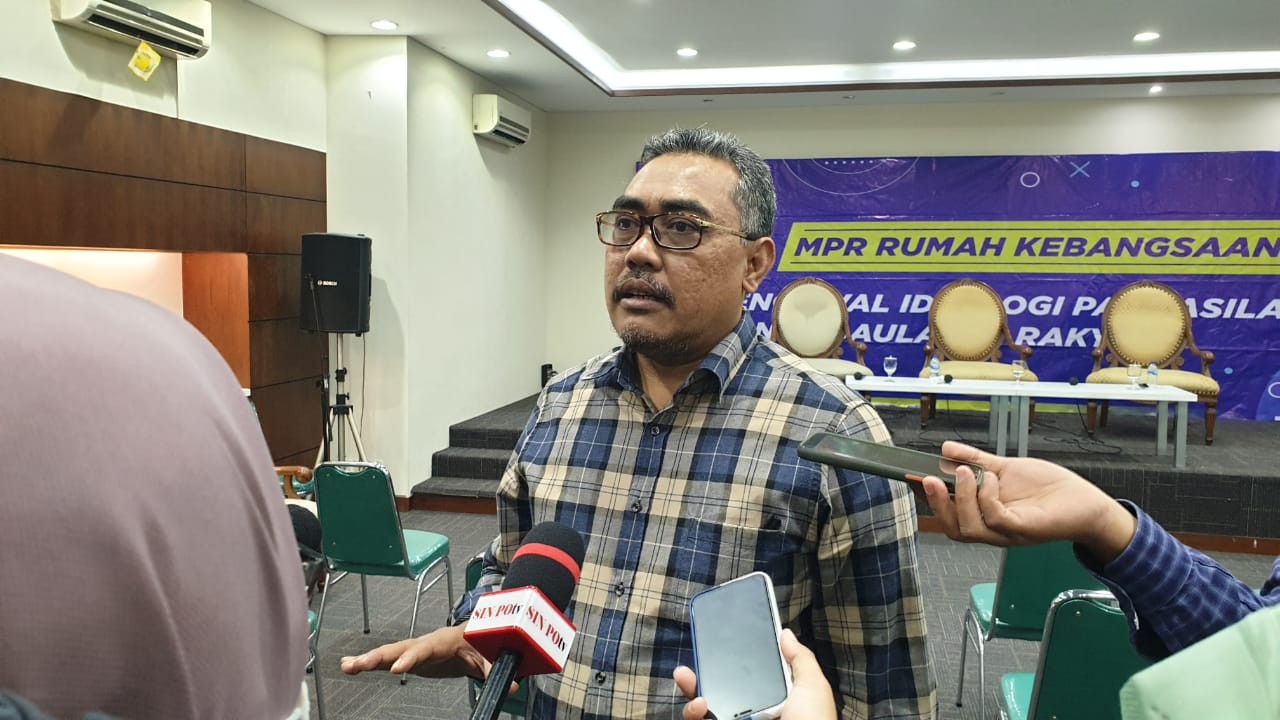 Polemik M Kece dengan Irjen Napoleon, DPR Minta Masyarakat Percaya ke Penegak Hukum