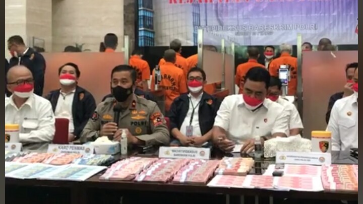 Palsukan Rupiah Hingga Dollar, 20 Pelaku Diamankan Mabes Polri
