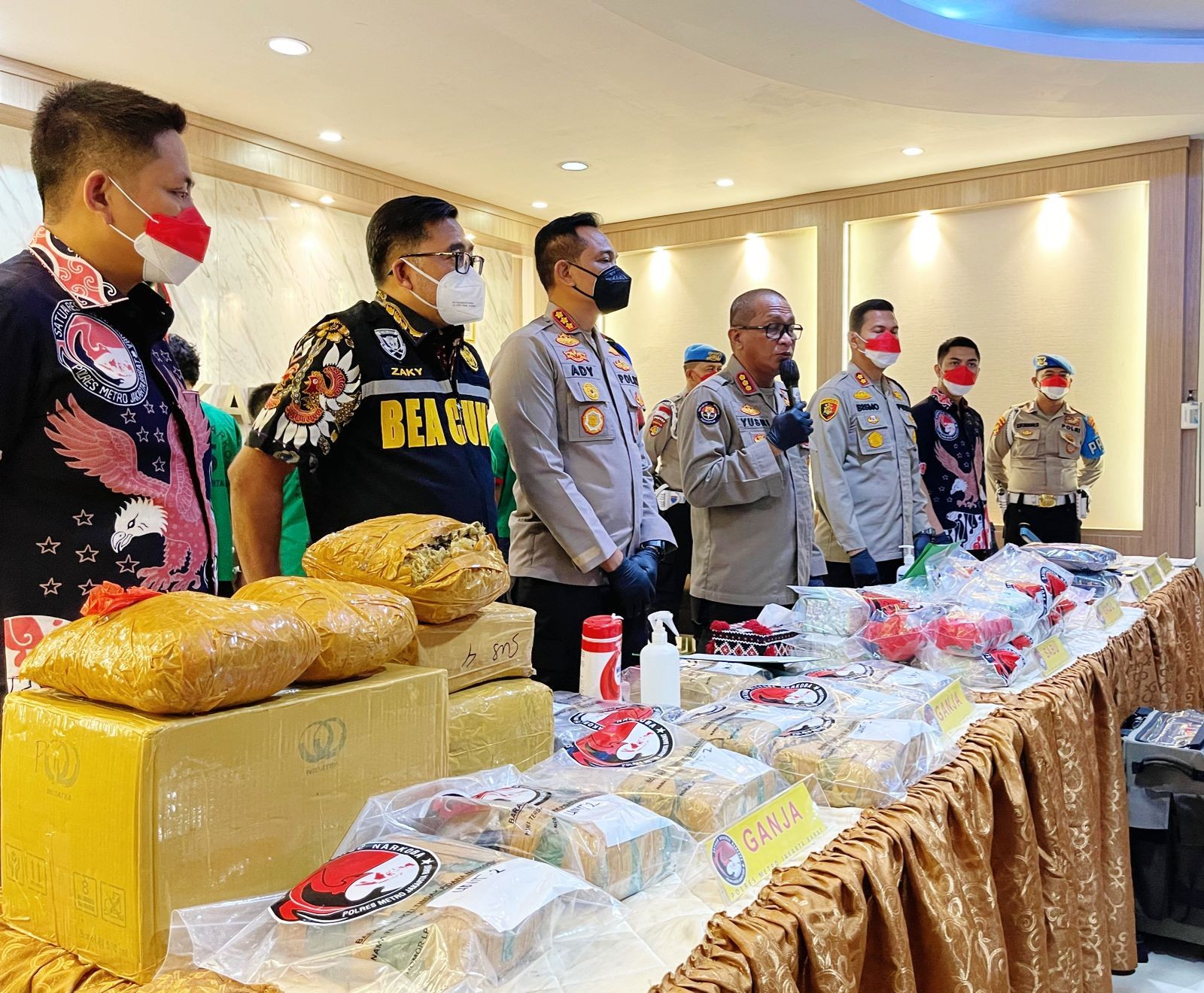 Polres Jakbar Ungkap Pabrik Sabu dan Jaringan Pengedar Narkoba Lintas Provinsi